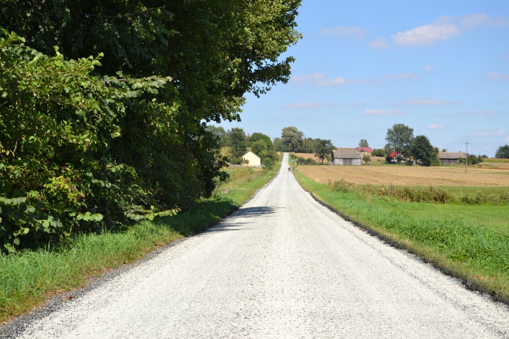 Powierzchniowe utrwalenie nawierzchni Powierzchniowe utrwalenie nawierzchni